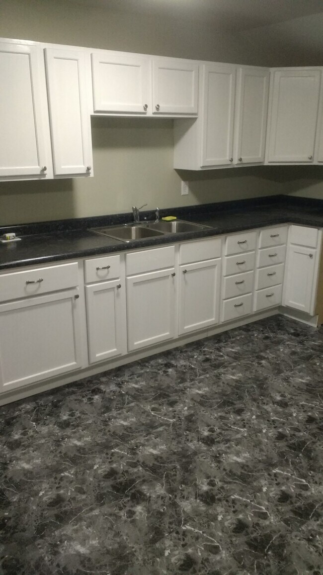 812 Ferry St 812 Ferry St Eau Claire WI 54703 Apartment Finder