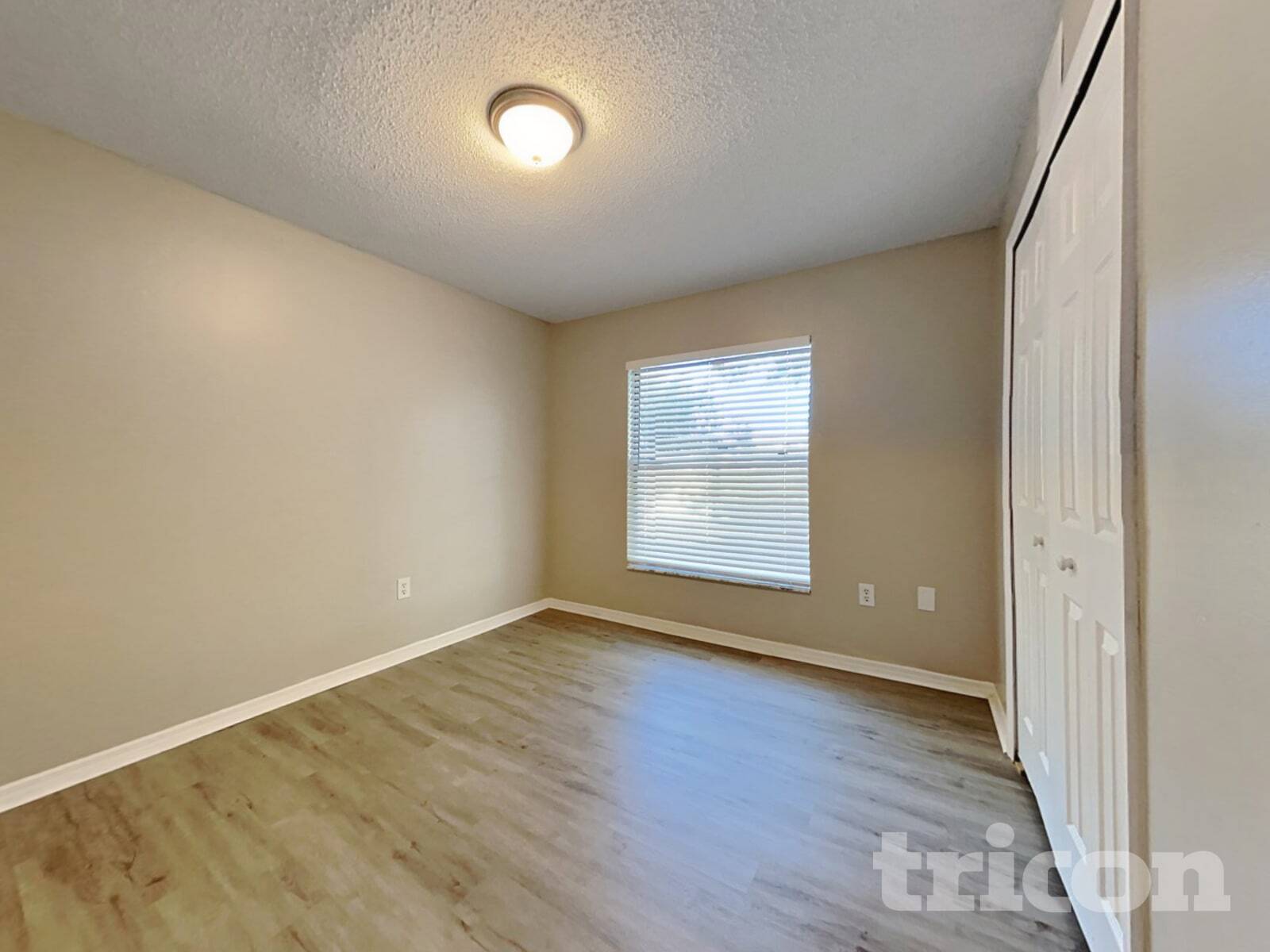 Building Photo - 801 Maraval Ct