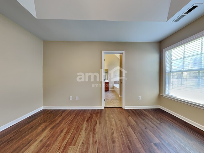 Building Photo - 2430 Joshua Ln