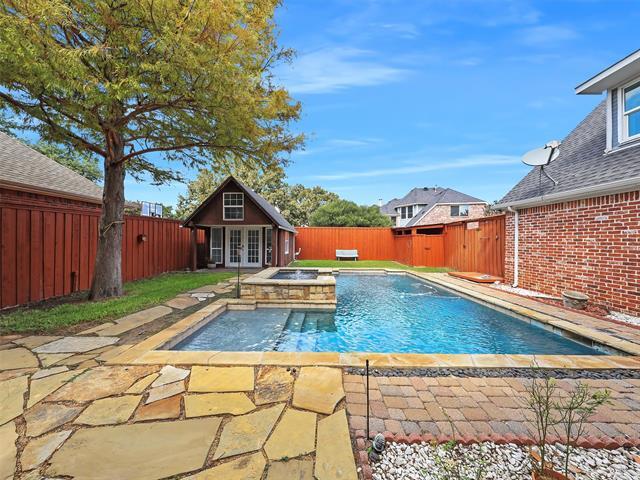 Building Photo - 2141 Ironside Dr
