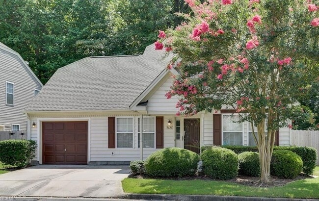 Building Photo - 1133 Lady Ashley Dr