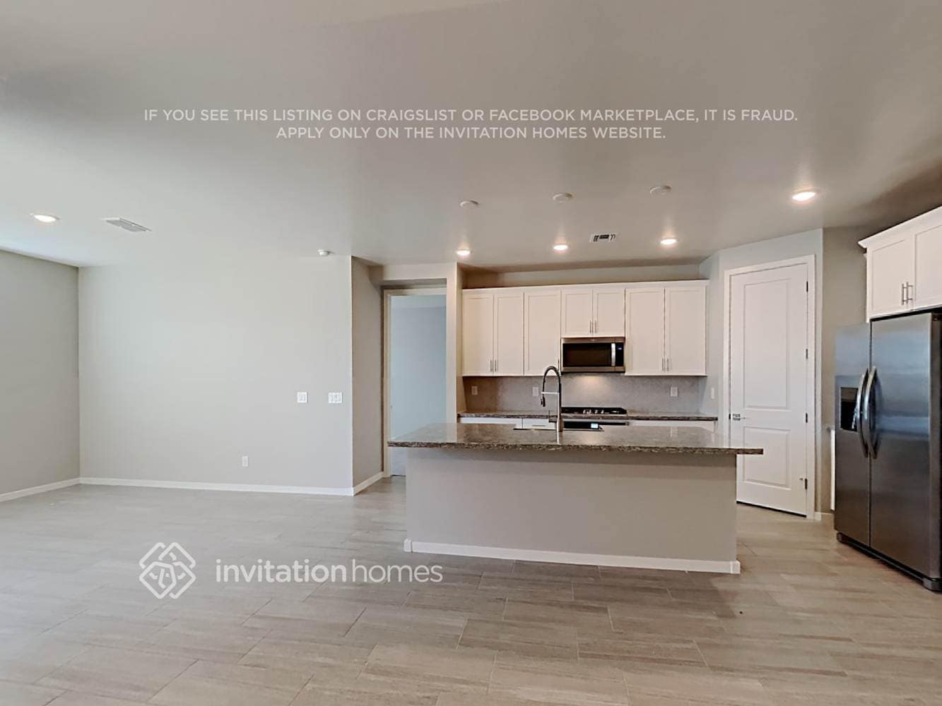 Building Photo - 40449 W Crane Dr
