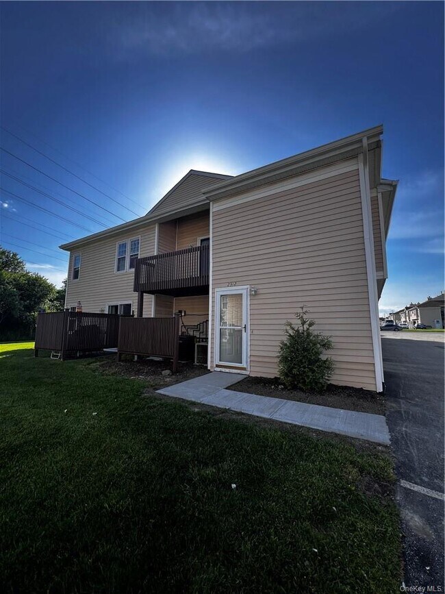 Building Photo - 2312 Whispering Hills Dr