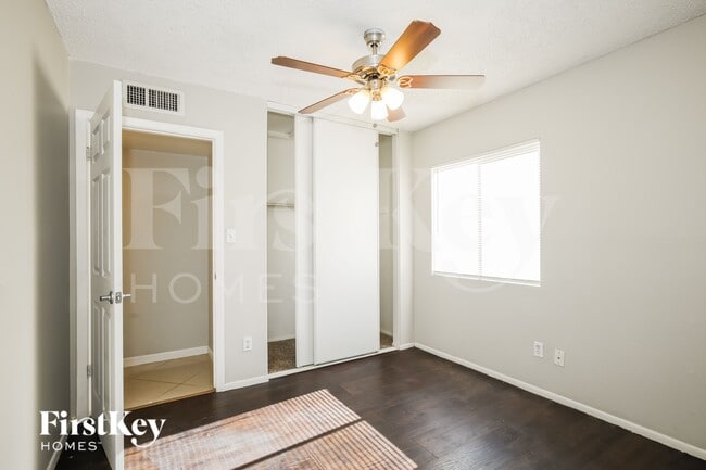 Building Photo - 6025 W Evans Dr