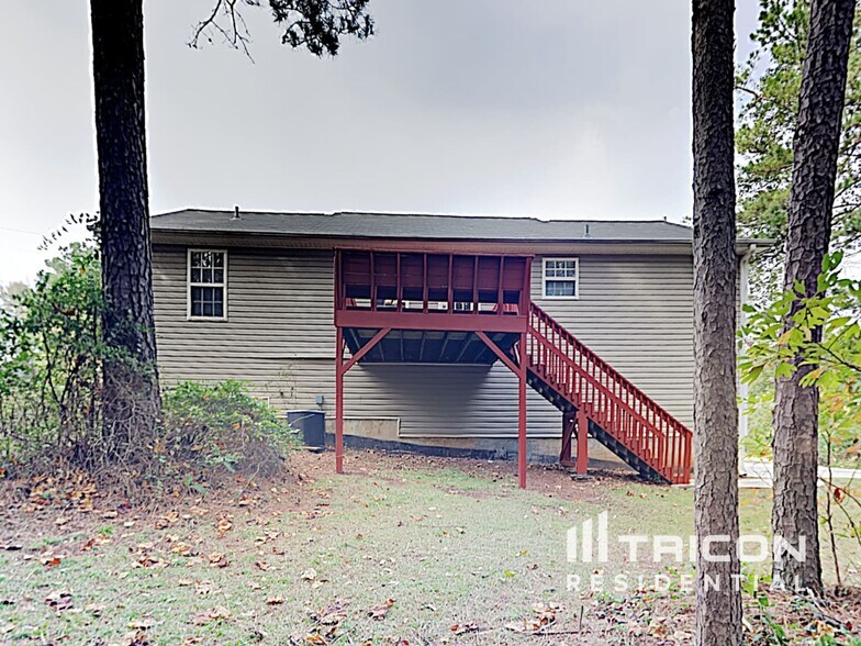 Building Photo - 213 Martins COurt