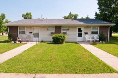 Primary Photo - Lamar Housing