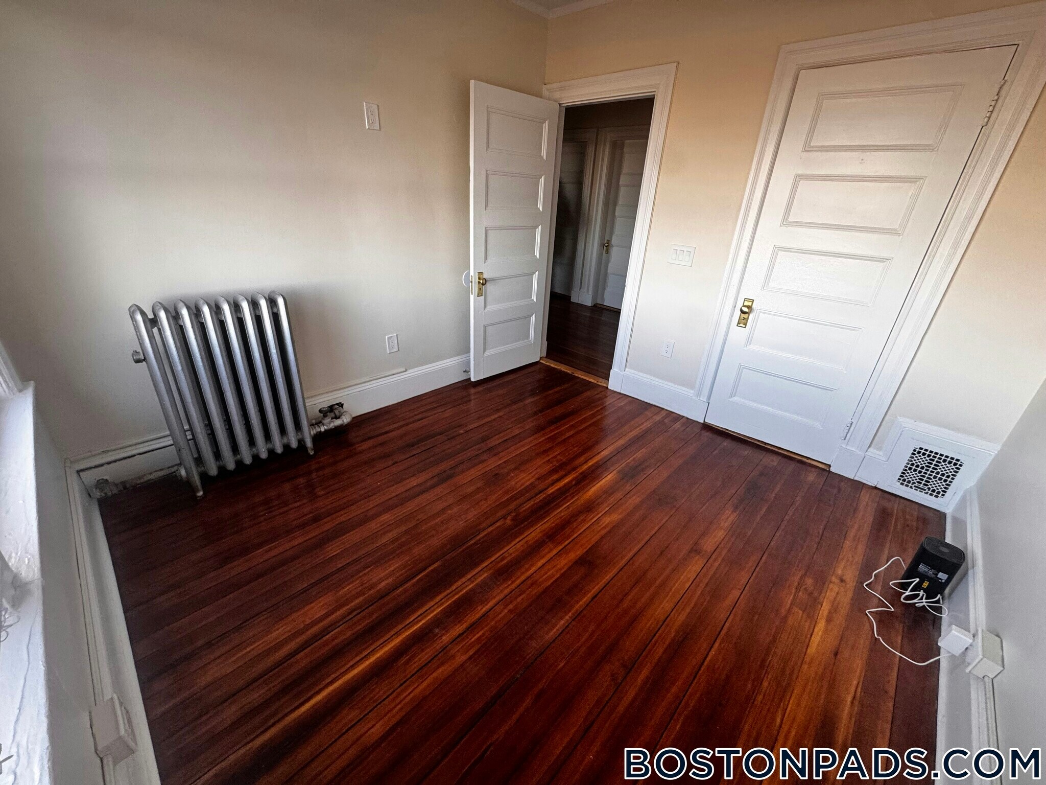 Building Photo - 30 Wadsworth St