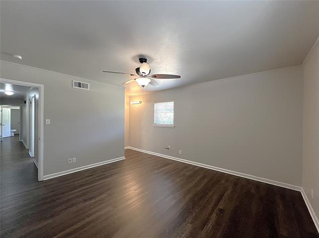 Building Photo - 1431 Eastview Dr
