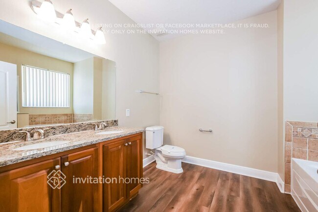 Building Photo - 2045 Touchwood Ct