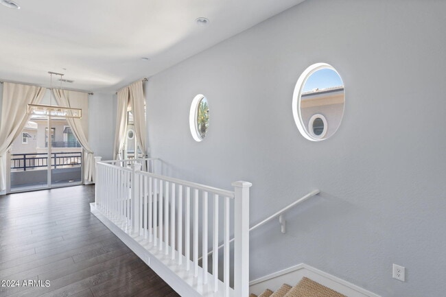 Building Photo - 6565 E Thomas Rd