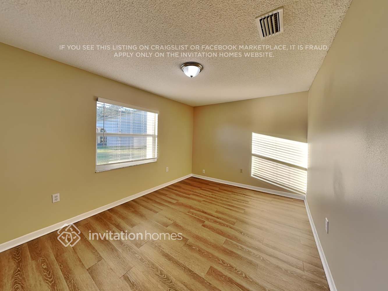 Building Photo - 3856 Stonemont Dr