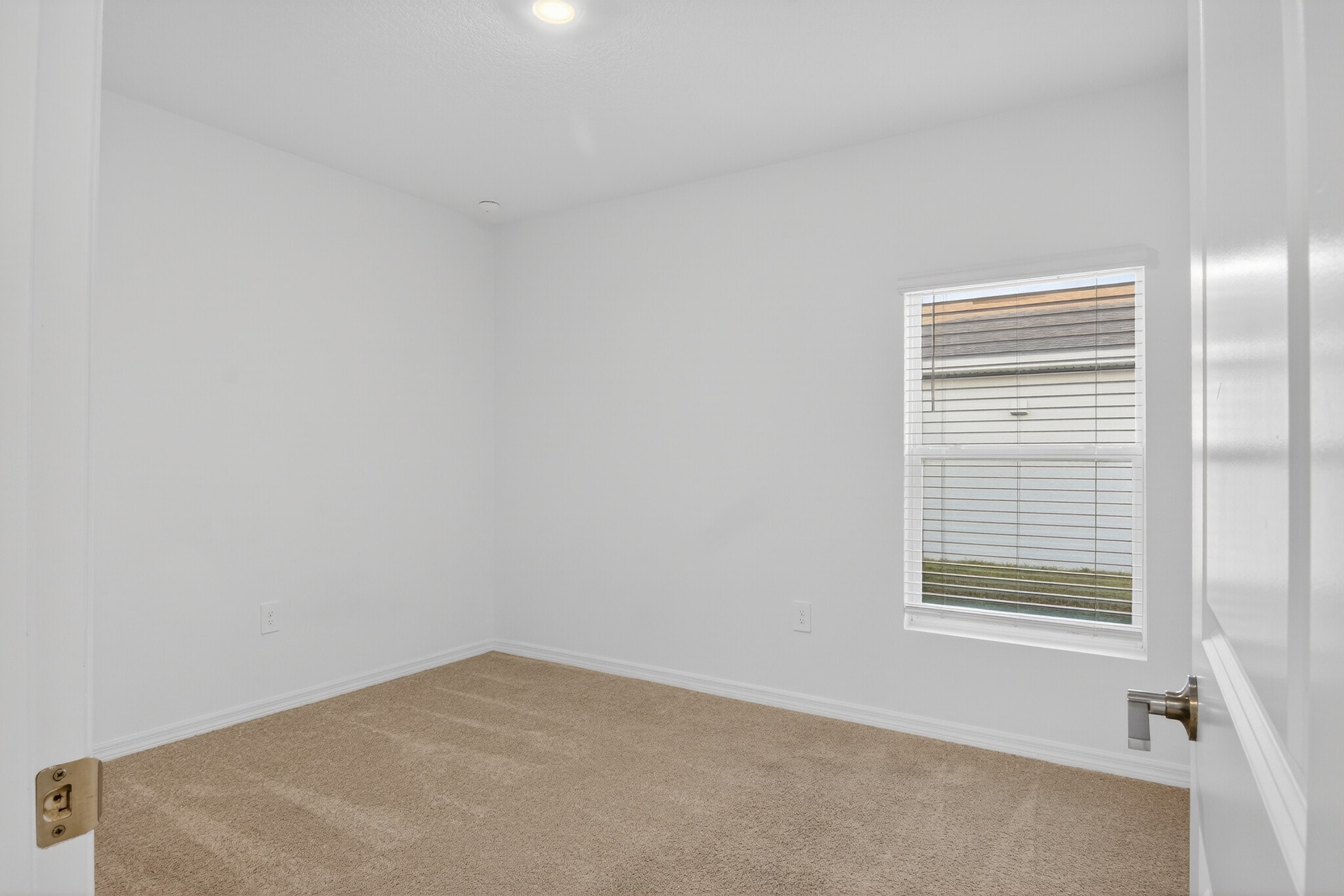 Building Photo - 3917 Southern Vista Loop