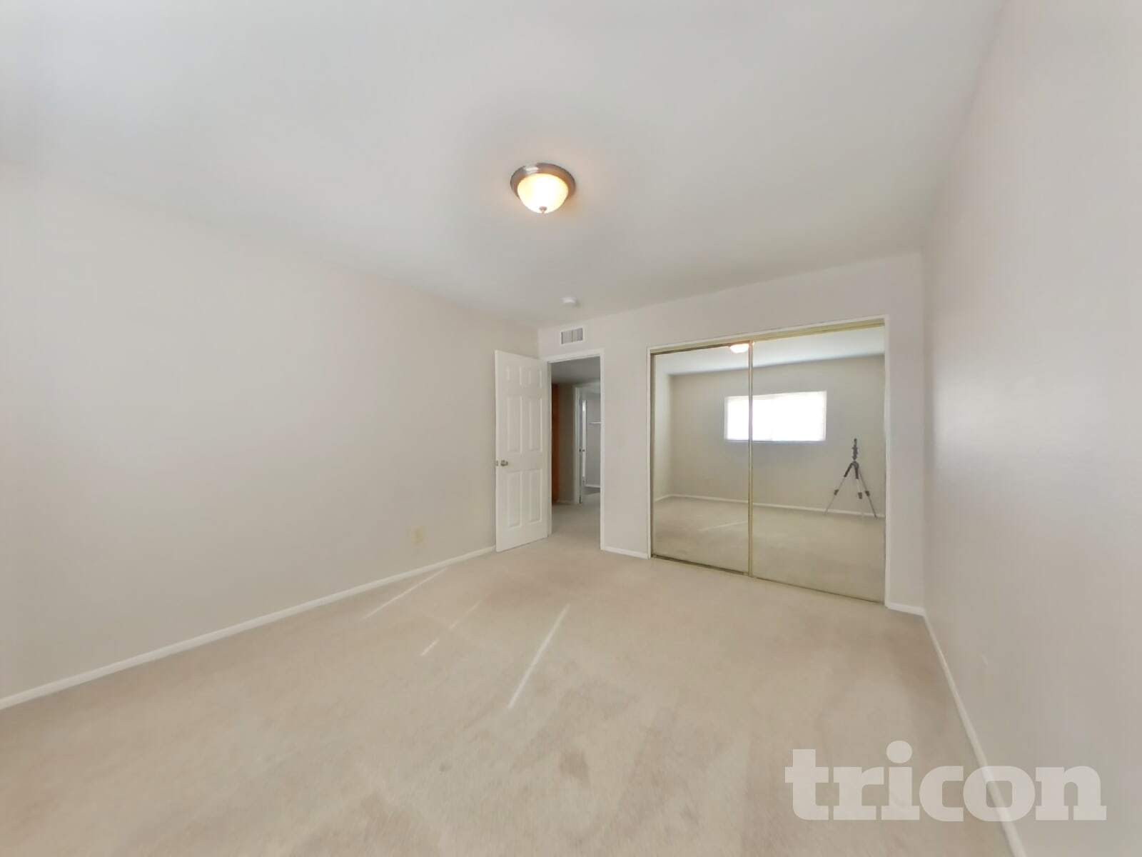 Building Photo - 5212 N 69th Ave