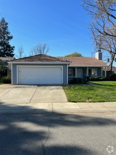 Building Photo - 2502 Drummond Dr