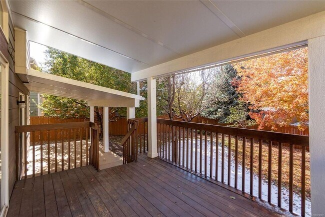 Building Photo - AMAZING 4 Bed 4 Bath Single Family Home in...