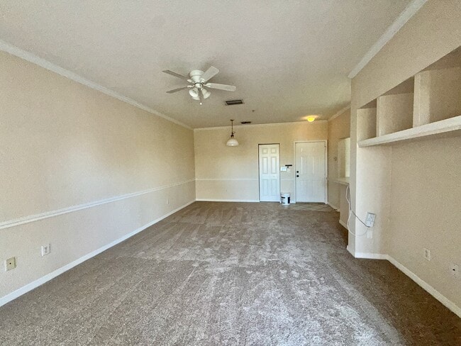 Building Photo - 3567 Conroy Rd