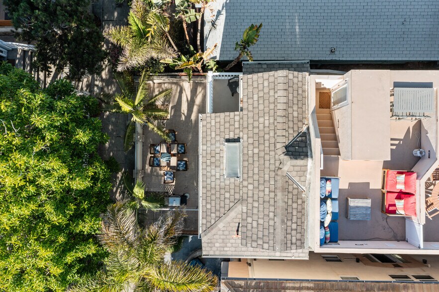 Building Photo - 819 Ostend Ct