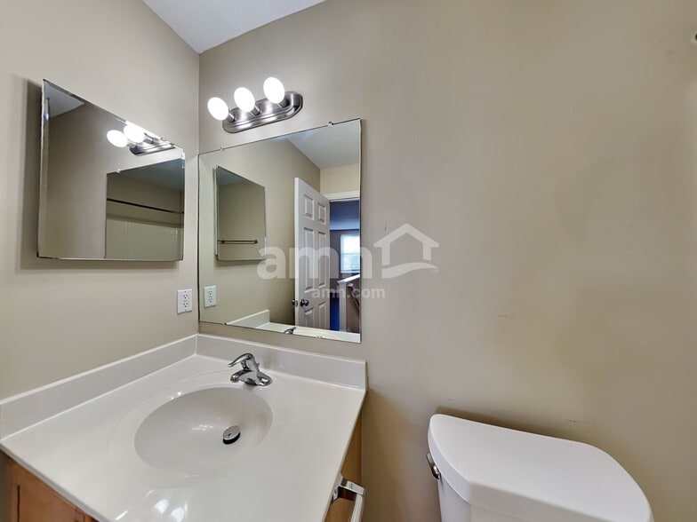 Building Photo - 328 Timbersmith Dr