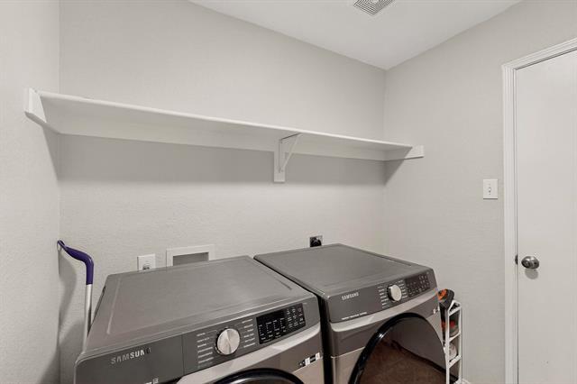 Building Photo - 2305 Sumac Ct