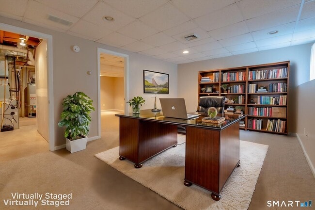 Building Photo - 47 Tunxis St