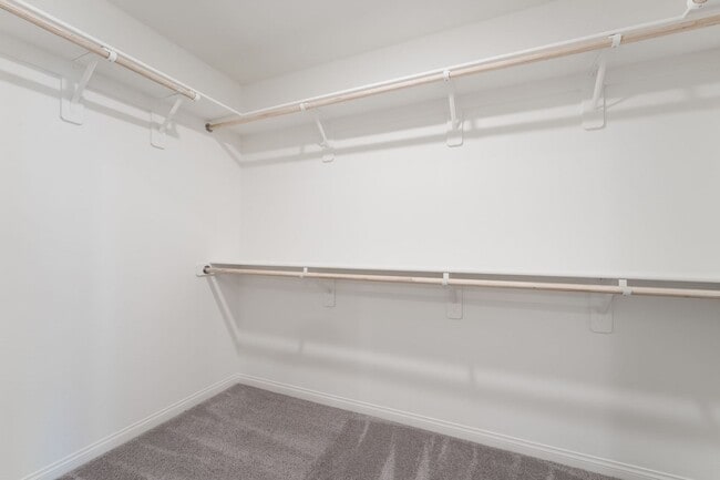 Building Photo - Brand-new 4-bedroom home located in the de...