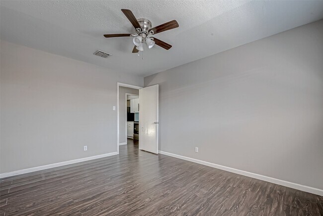 Building Photo - 7315 Housman