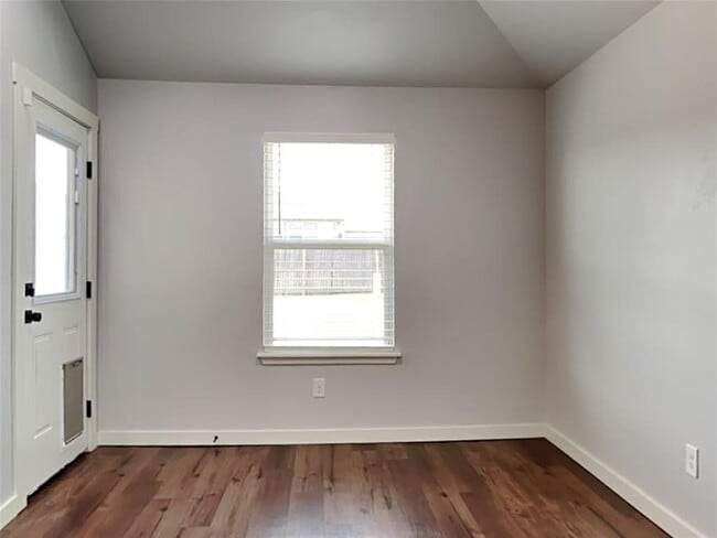 Building Photo - 11108 NW 99th St