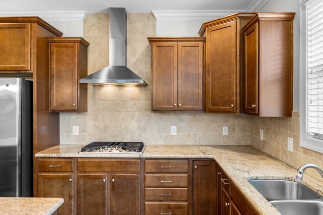 Building Photo - 1416 Sabino Dr