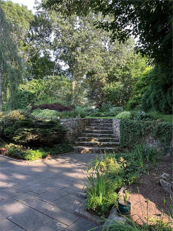 Building Photo - 7 Springcove Rd