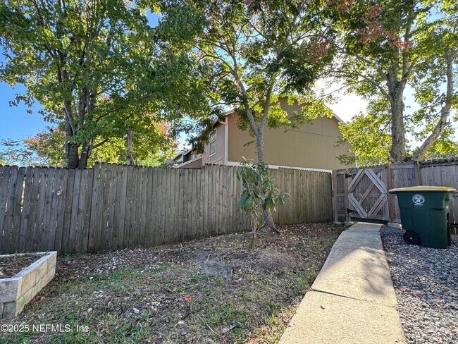 Building Photo - 9329 Genna Trace Trail