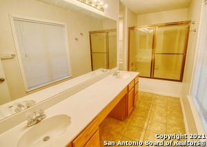 Building Photo - 13911 Edge Point Dr