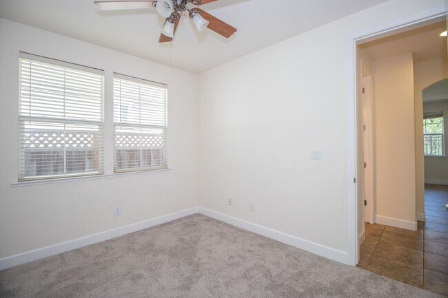 Building Photo - 4 Bedroom 3 Bathroom House | AMSI | Alexandr Metlinski