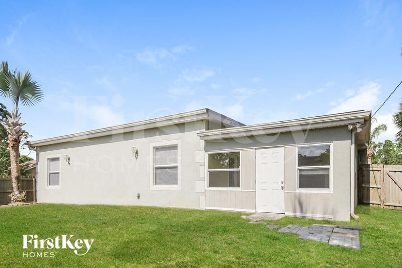 Building Photo - 2606 Palmer Ave SE