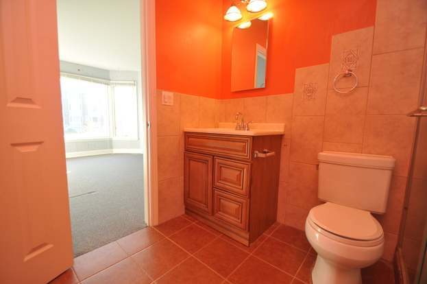 Building Photo - 2400 Archbury Ln