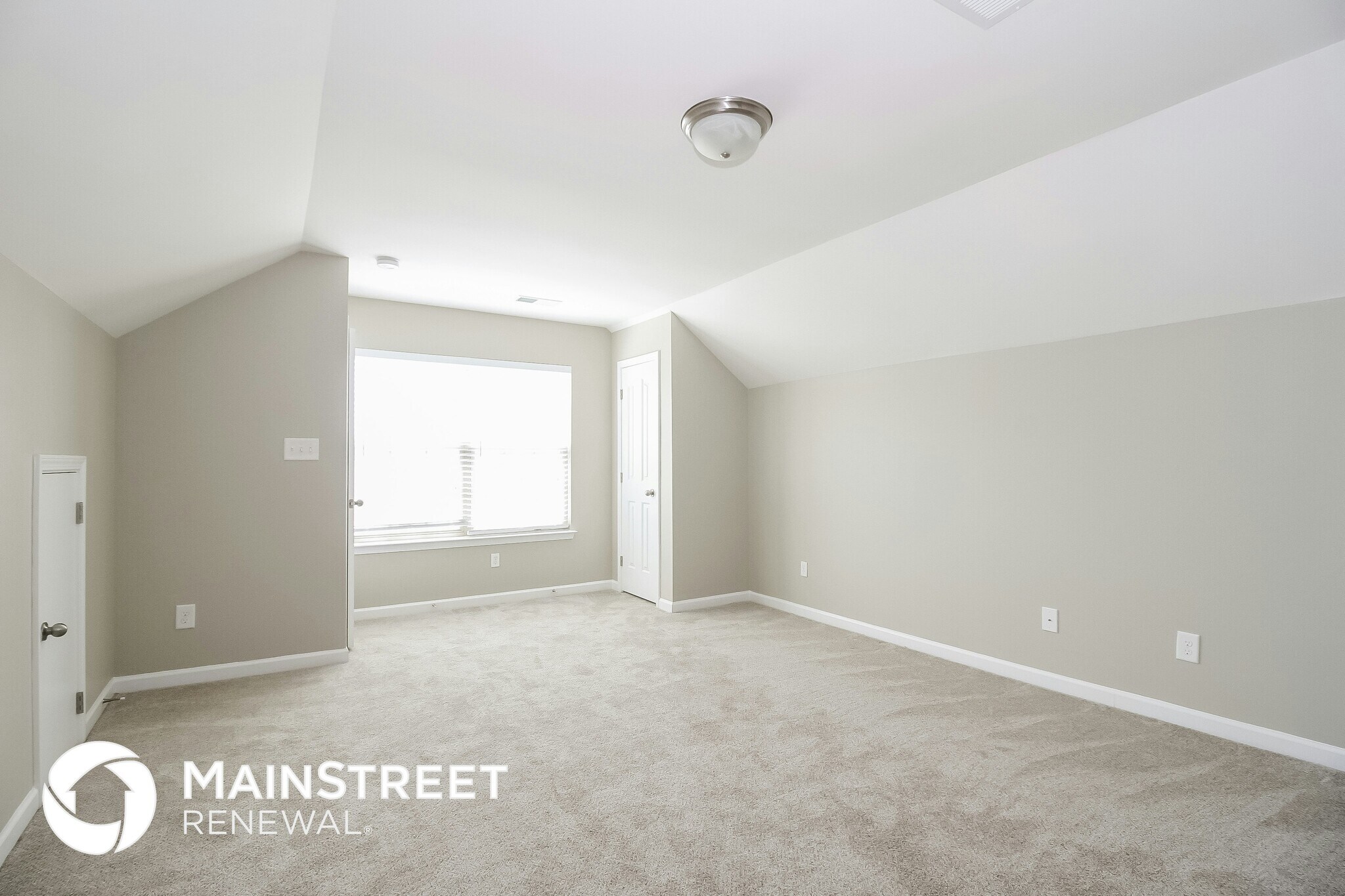 Building Photo - 2942 Mirasol Ct