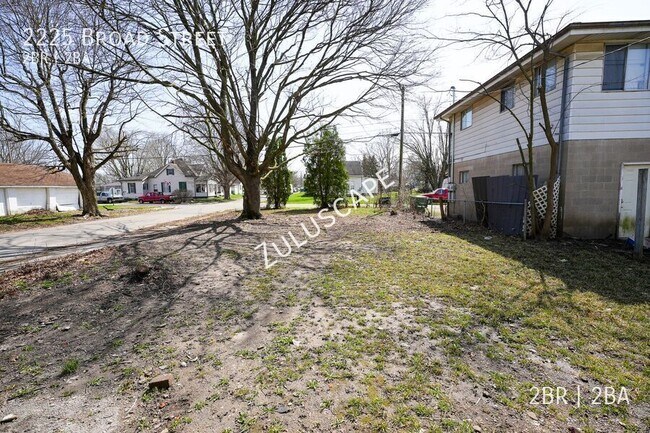 Building Photo - 2225 Broad St