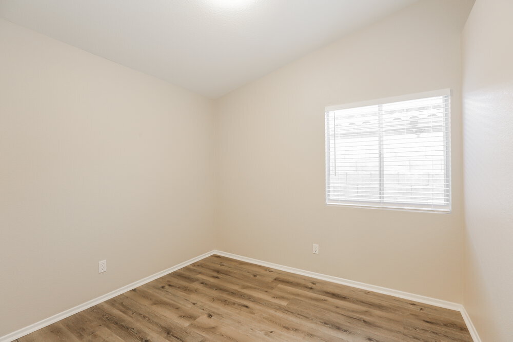 Building Photo - 16183 W Buchanan St