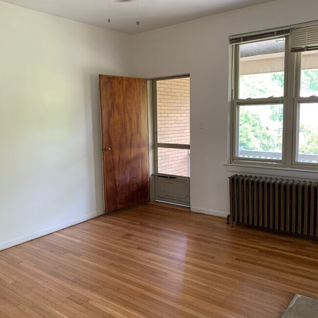 Building Photo - 5544 Fair Oaks Street
