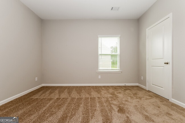 Building Photo - 135 Ashley Trace
