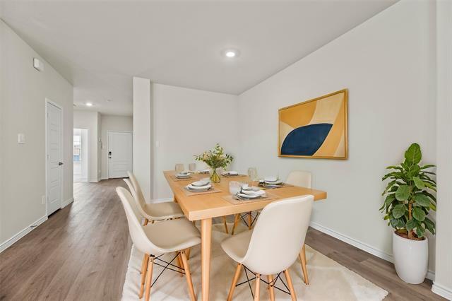 Building Photo - 411 Revolution Rd