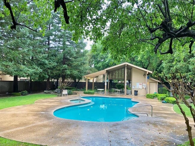 Building Photo - Beautifully Updated 2 Bed 1.5 Bath Condo in Merced Gated Community - Private Backyard! Community ...