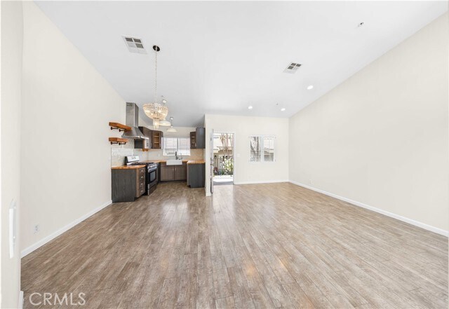 Building Photo - 11377 Osborne Pl