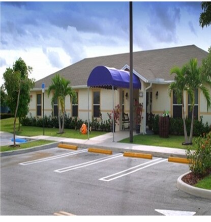 Primary Photo - Merritt Place Estates