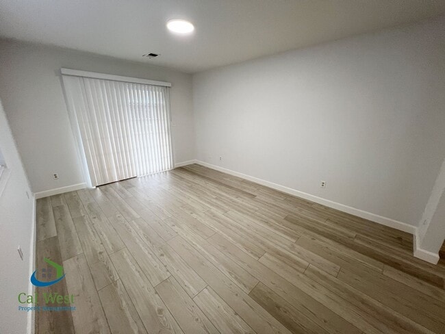 Building Photo - 4484 Lullaby Ln