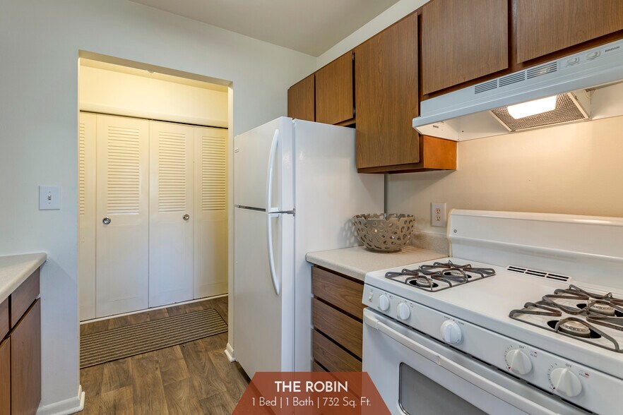 Ramblewood Apartments 4277 Stonebridge Dr SW Grand Rapids MI 49519