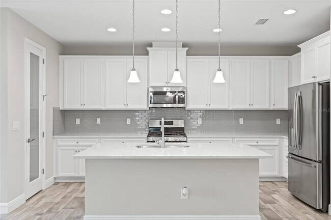 Building Photo - 5607 Limelight Dr