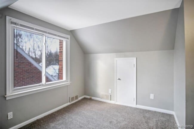 Building Photo - 14000 Nadine St