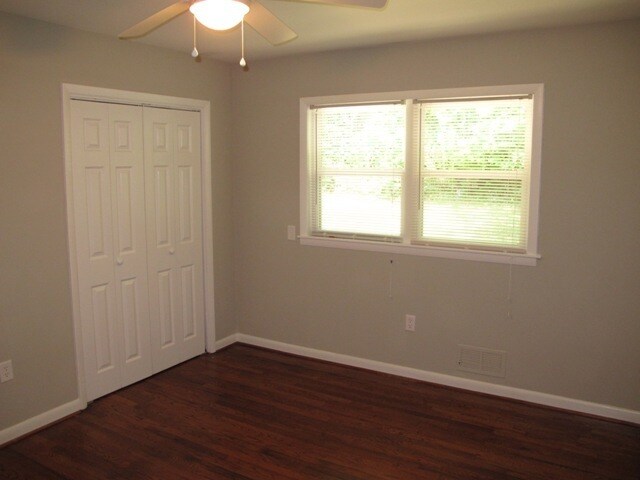 Building Photo - 60 Caroline Ave