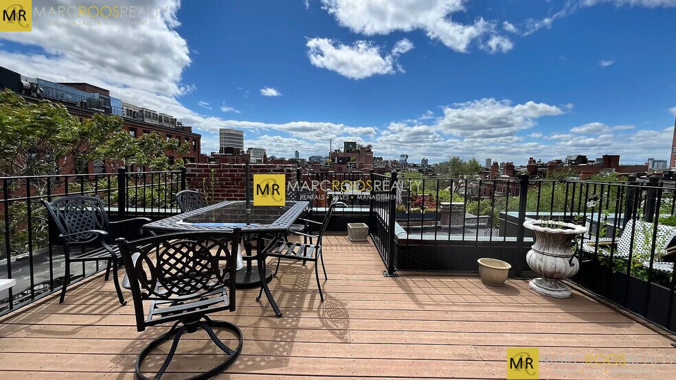 Primary Photo - 232 Marlborough St