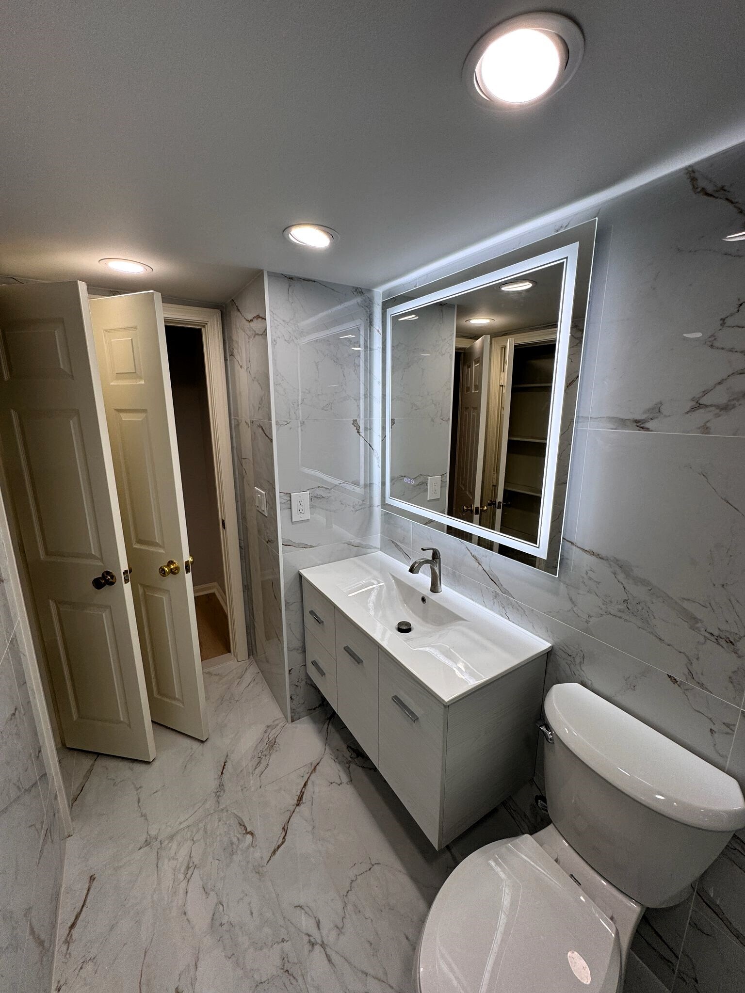 Building Photo - 131 Coolidge Ave